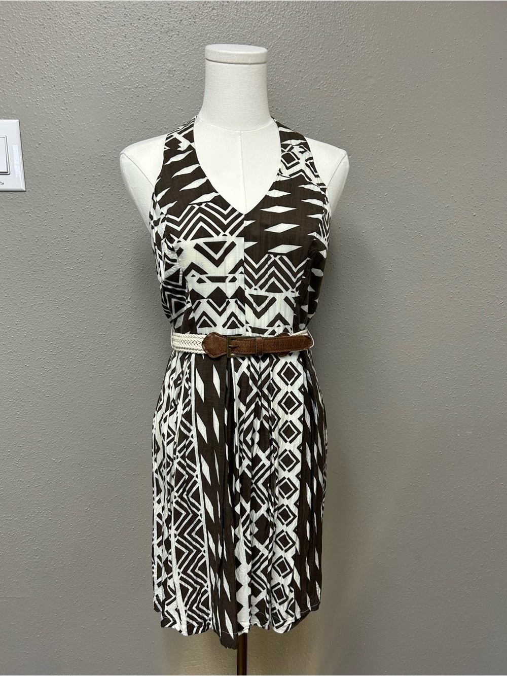 Love Reign Belted Halter Dress Size M